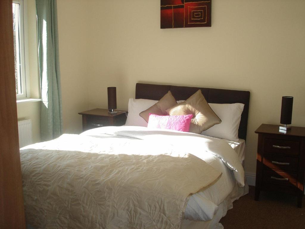 Davitts Guesthouse เคนแมร์ ภายนอก รูปภาพ